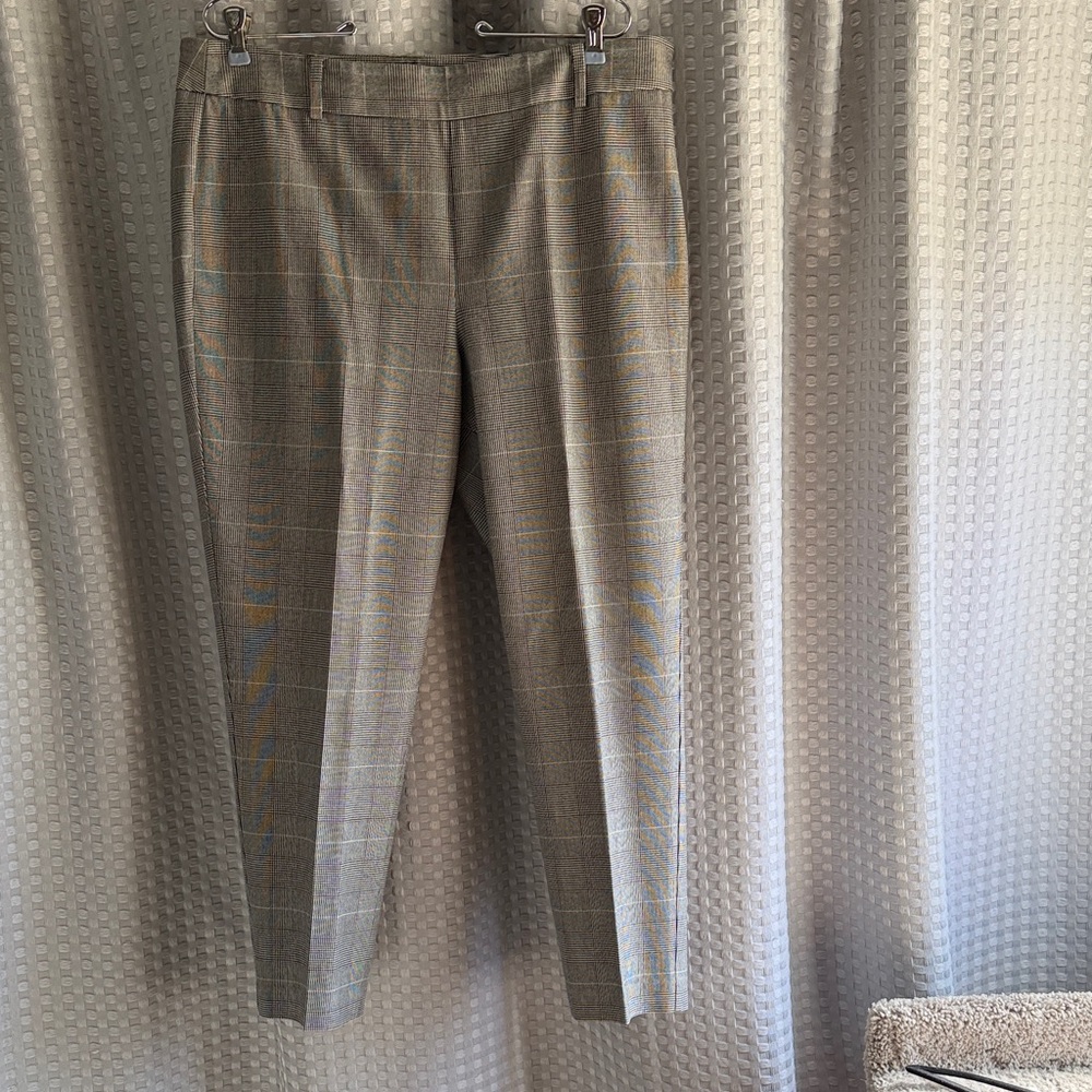 Womans Gray Plaid Dress Pants
